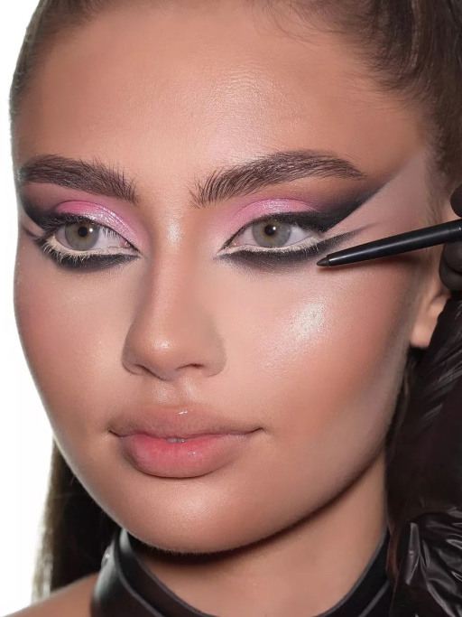 Карандаш для глаз каял гелевый 01, B.COLOUR PROFESSIONAL