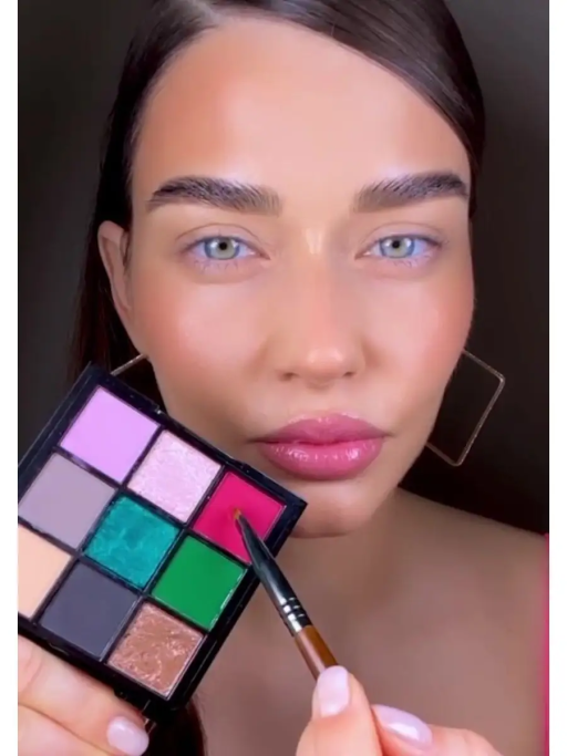 Палетка теней для век Dark Side / 01 BLACK MAMBA