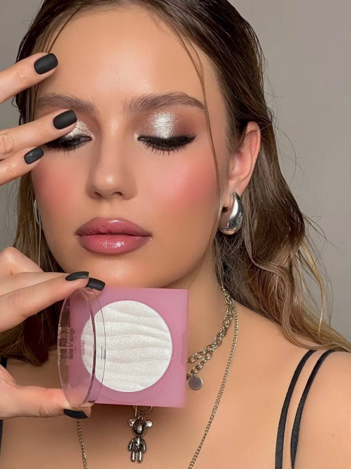 Хайлайтер для лица и тела / 02 Milky way, B.COLOUR PROFESSIONAL CAPSULE