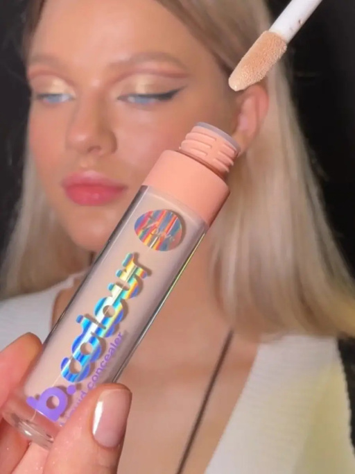 Консилер для лица и глаз / 02 LIGHT MEDIUM