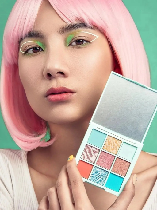 Набор косметики для макияжа YOU GLOW GIRL